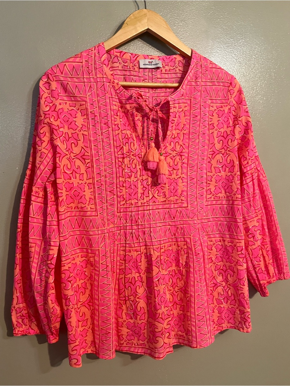 Vineyard vines Women’s Pink Printed Peasant Blouse with Tassel Tie - Picture 4 of 12